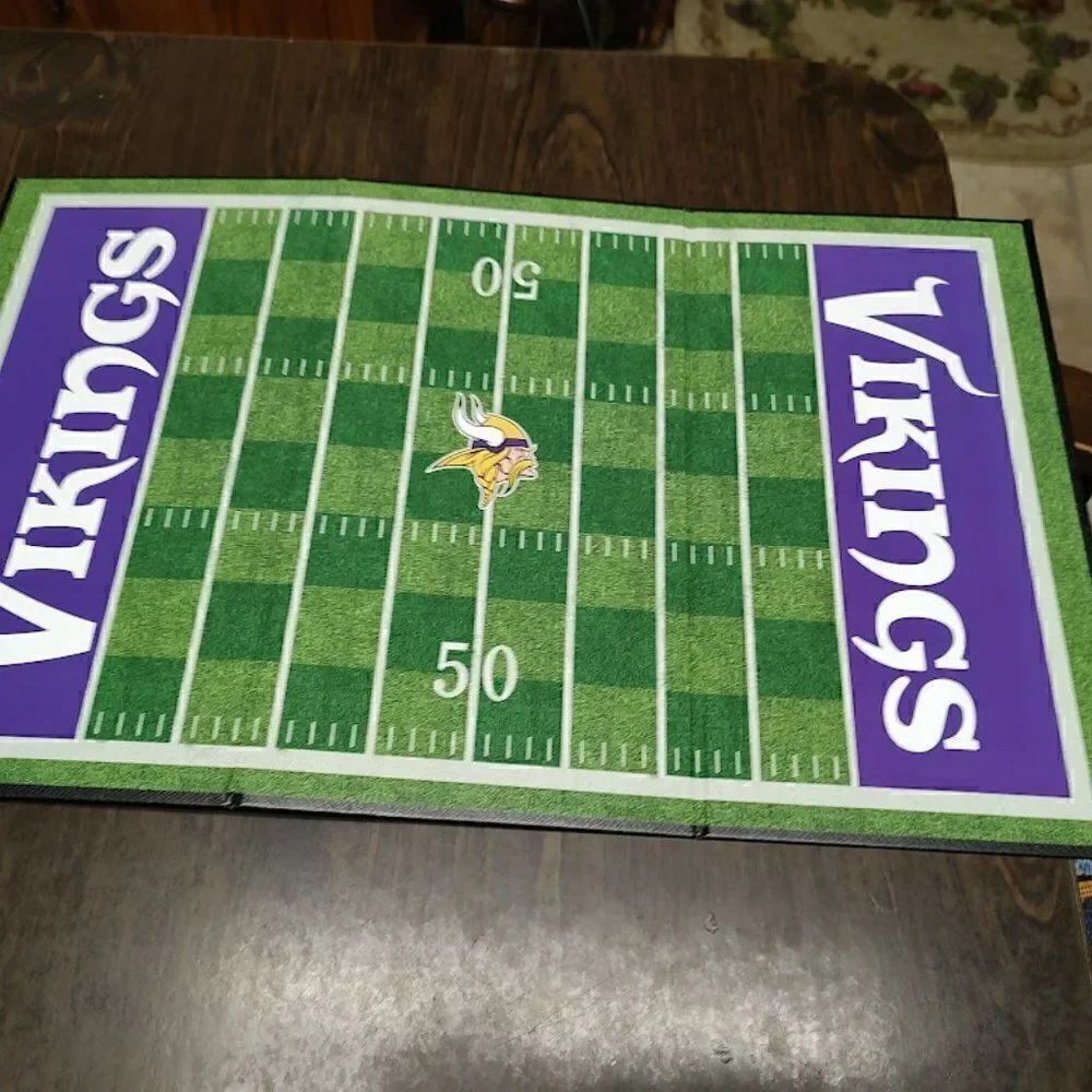 New In Box NFL  Minnesota Vikings Checkers Game Set - Picture 3 of 3
